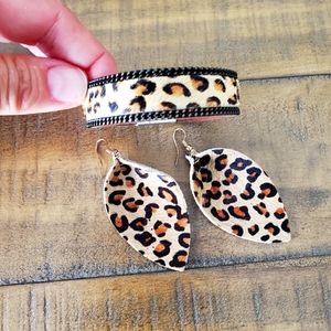 Bracelet & Earrings Set (animal print)